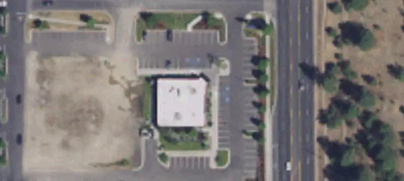 Furnished Restaurant Building