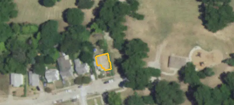 Lots & Acreage / Improved Land