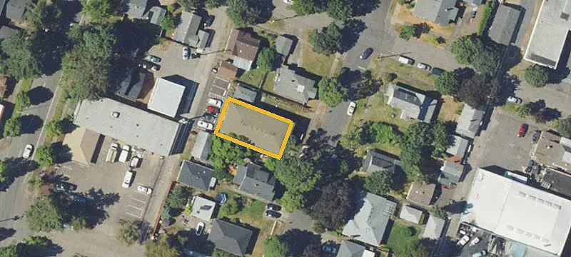 6-Unit Apartment Building with Upgrades