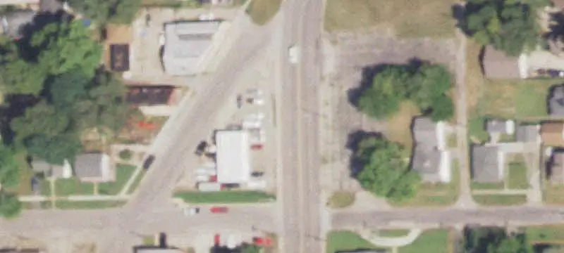 Automotive Property with Drive-Through