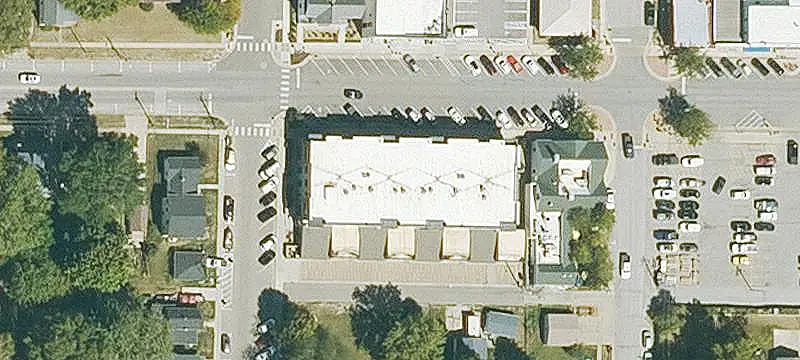 Divisible Storefront Property