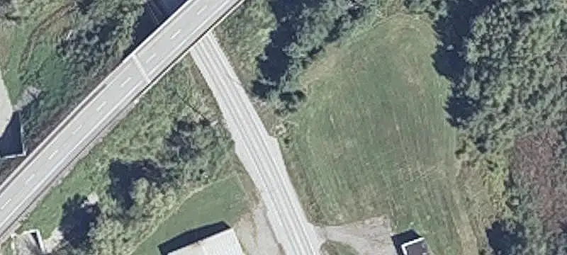 Commercial Land with Garage