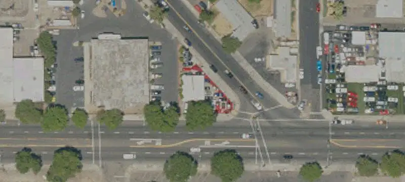 Flex Space with Commercial Use Potential