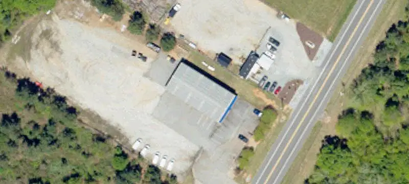 Flex Building with Fenced Yard