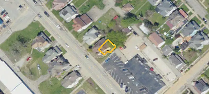 Renovated Duplex with Rear Parking
