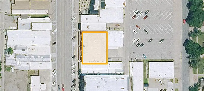 Mixed-Use Property With Rooftop Gathering Space