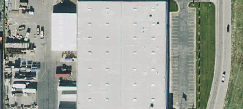 Flex Space Building with Yard