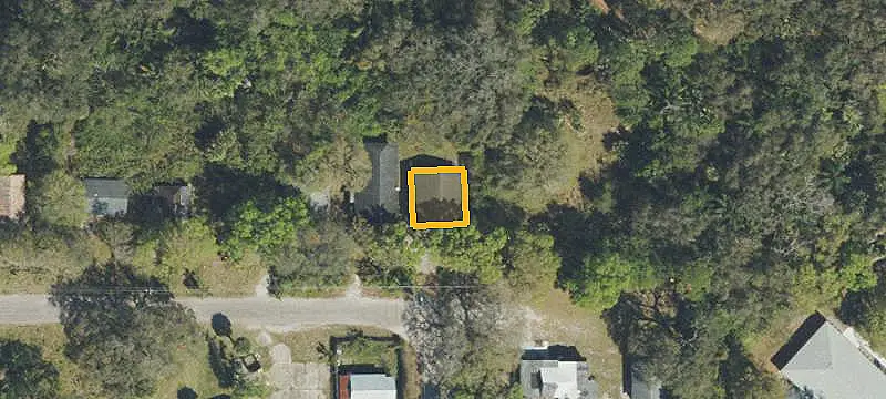 Signalized Commercial Land Corner