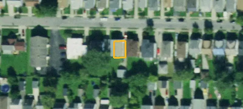 Well-Maintained Duplex with Bonus Room