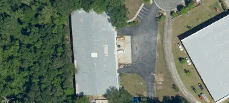 Manufacturing Facility with Laboratories