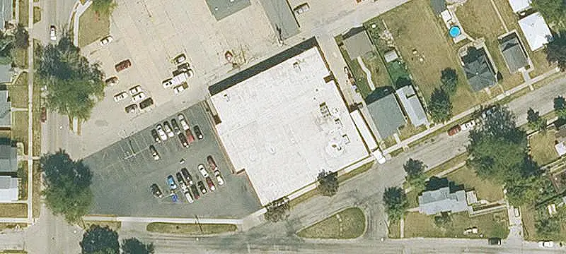 Grocery Store With Real Estate