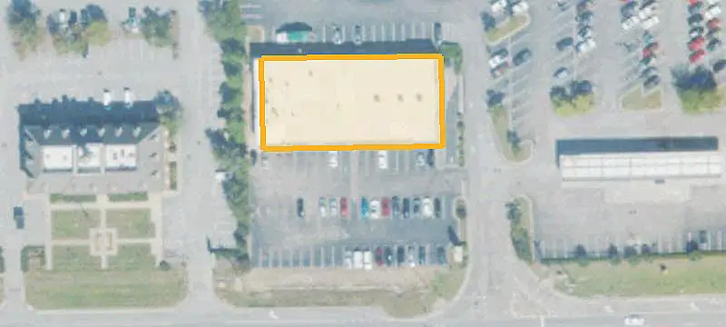 Level Commercial Land
