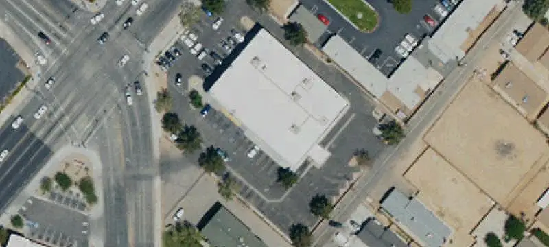 Freestanding Retail Building