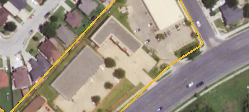 Multi-Tenant Shopping Center