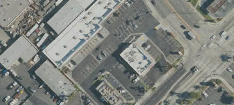Multi-Tenant Shopping Center