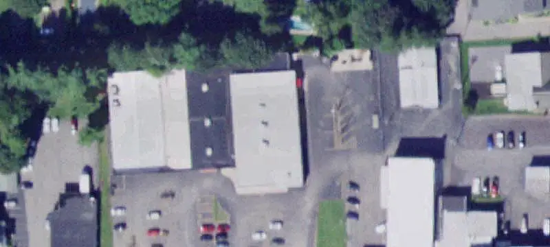 Freestanding Retail Center