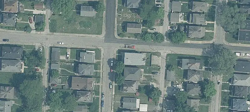 Updated Duplex with Fenced Yard