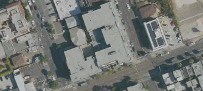 Retail Building with On-Site Parking