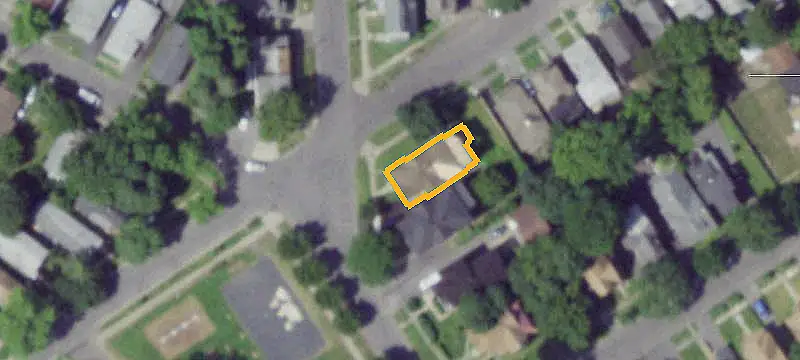 Multifamily Property with Hardwood Floors