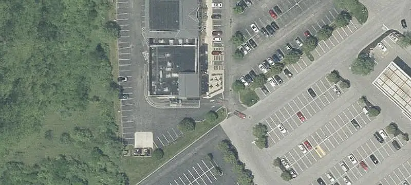 Neighborhood Shopping Center with NNN Leases