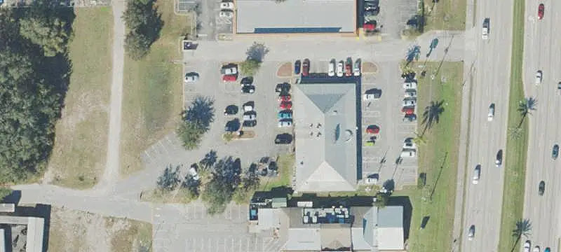 Freestanding Auto Shop