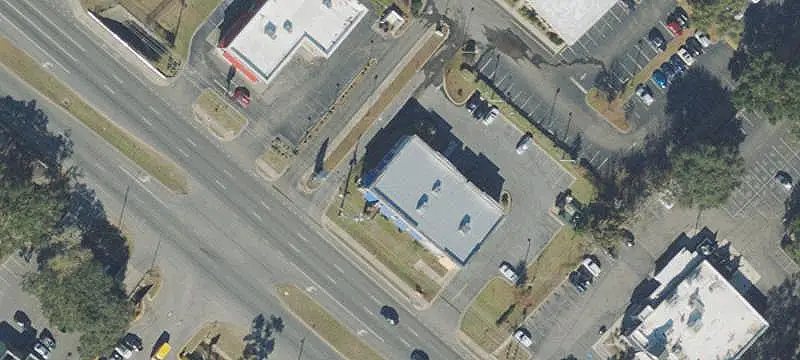 NNN Property with On-Site Parking