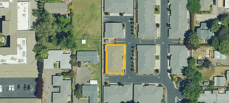 19-Unit Single-Level Apartment Community