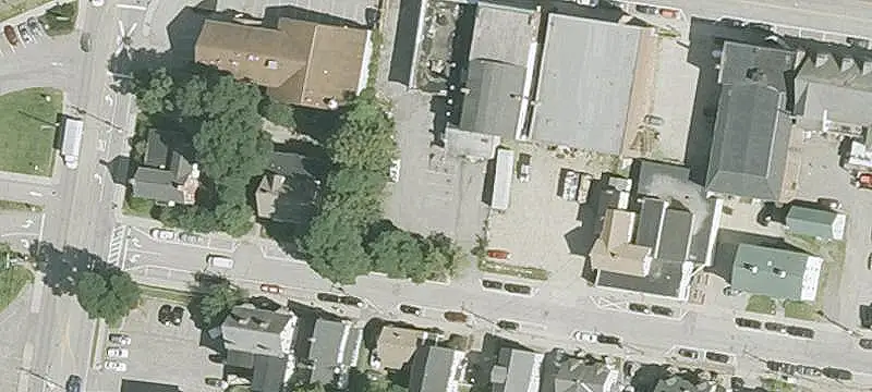 Mixed-Use Property with Restaurant