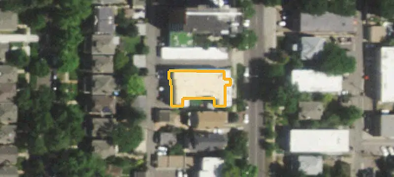 17-Unit Apartment Building