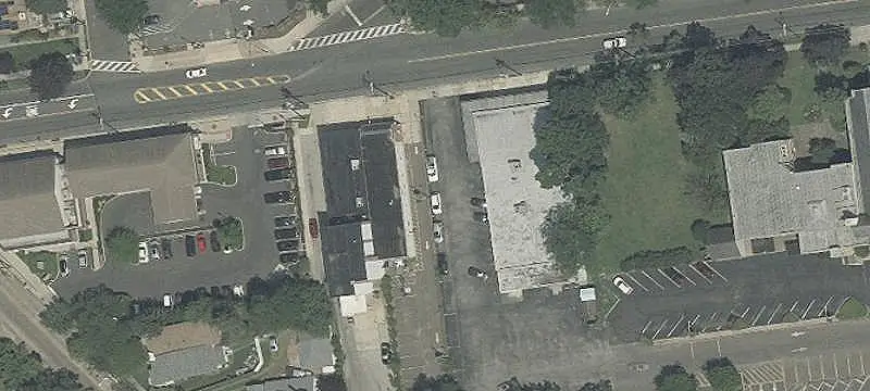 Flex Space with Vehicle Storage