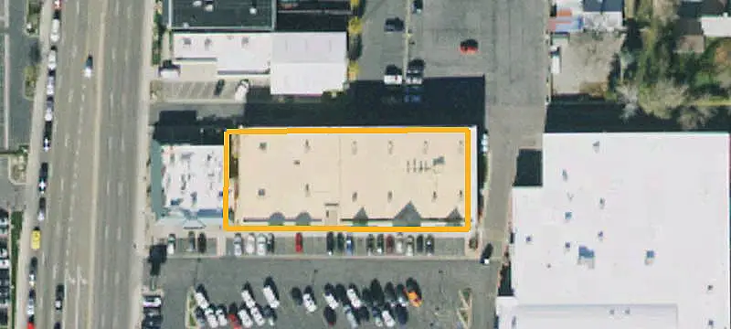 Multi-Suite Retail Space