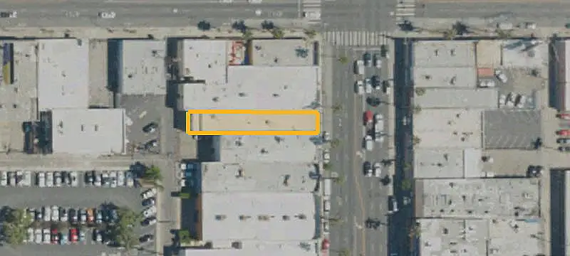 Shopping Center with Anchor Tenant