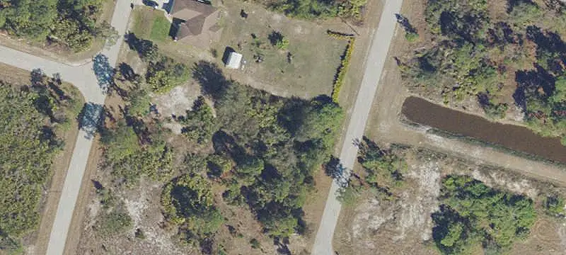 616 PARKER S AVENUE, LEHIGH ACRES, FL 33974