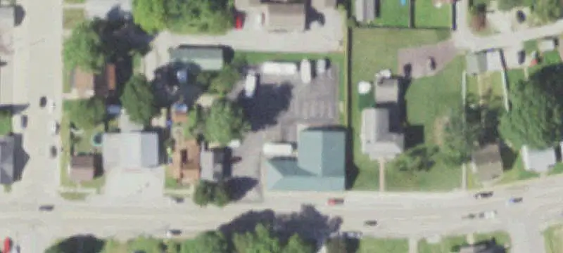 Multi-Tenant Mixed-Use Building