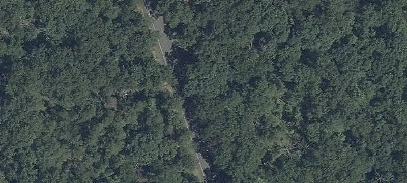 LOTS/LAND / 1+ to 5 Acres