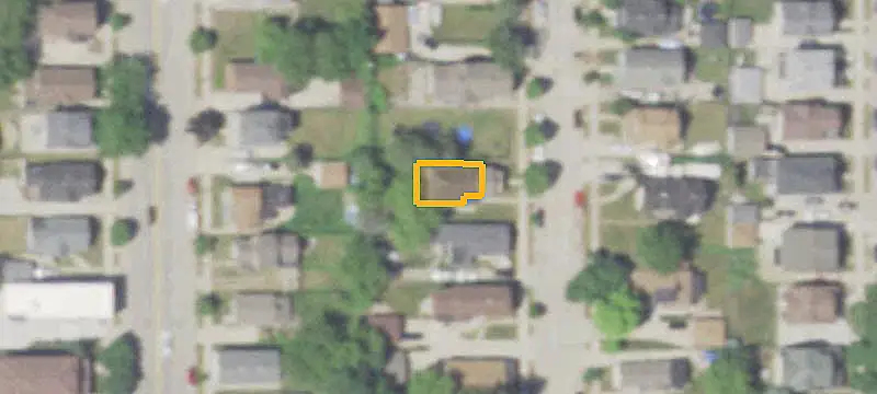 Updated Triplex with Leased Units