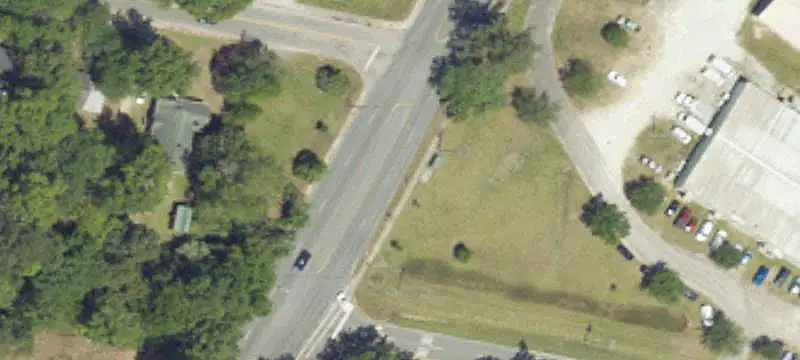 Level Commercial Land