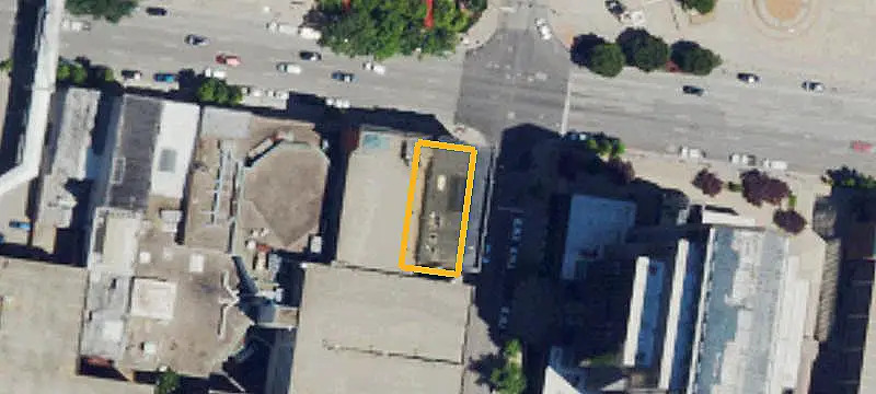 Two-Level Restaurant Space