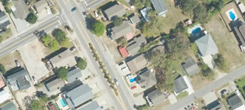 Three-Unit Triplex Near Ocean