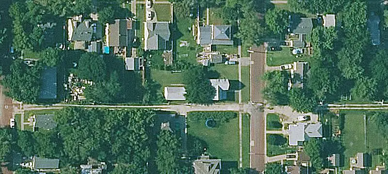 16-Unit Apartment Building