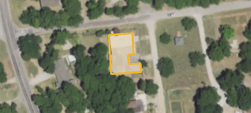 Mixed-Use Property with Shop Space