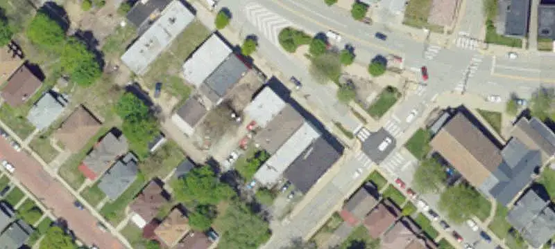 Mixed-Use Building With Apartments