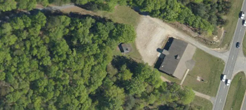 Signalized-Intersection Commercial Land