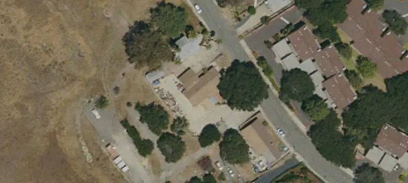 Leased Duplex With Expansion Plans