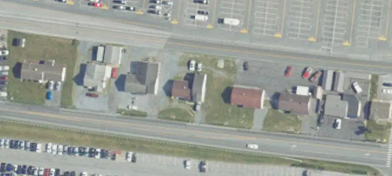 Automotive Property with Parking Area