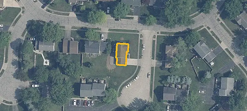 Duplex With Basement Bonus Room
