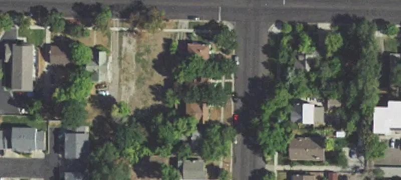 Four-Unit Quadplex with Shared Laundry