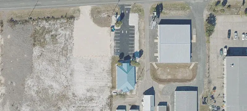 Corner Flex Property With Warehouse