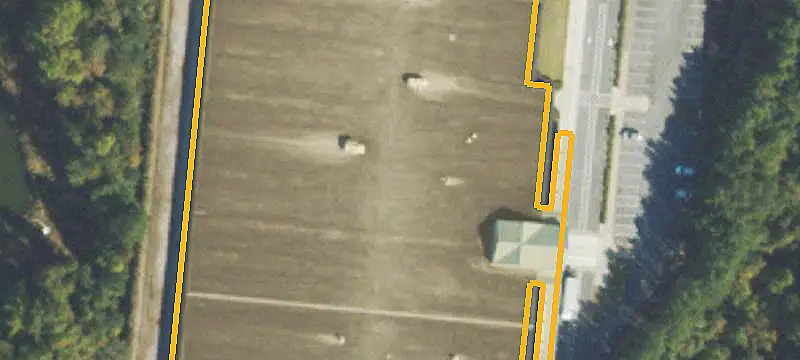 Signalized-Intersection Commercial Land