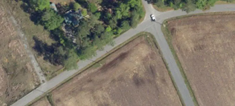 Commercial Land at Signalized Intersection